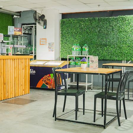 Pasay Centrale Hotel Ngoại thất bức ảnh