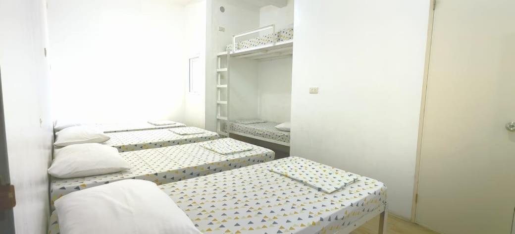 Pasay Centrale Hotel Ngoại thất bức ảnh