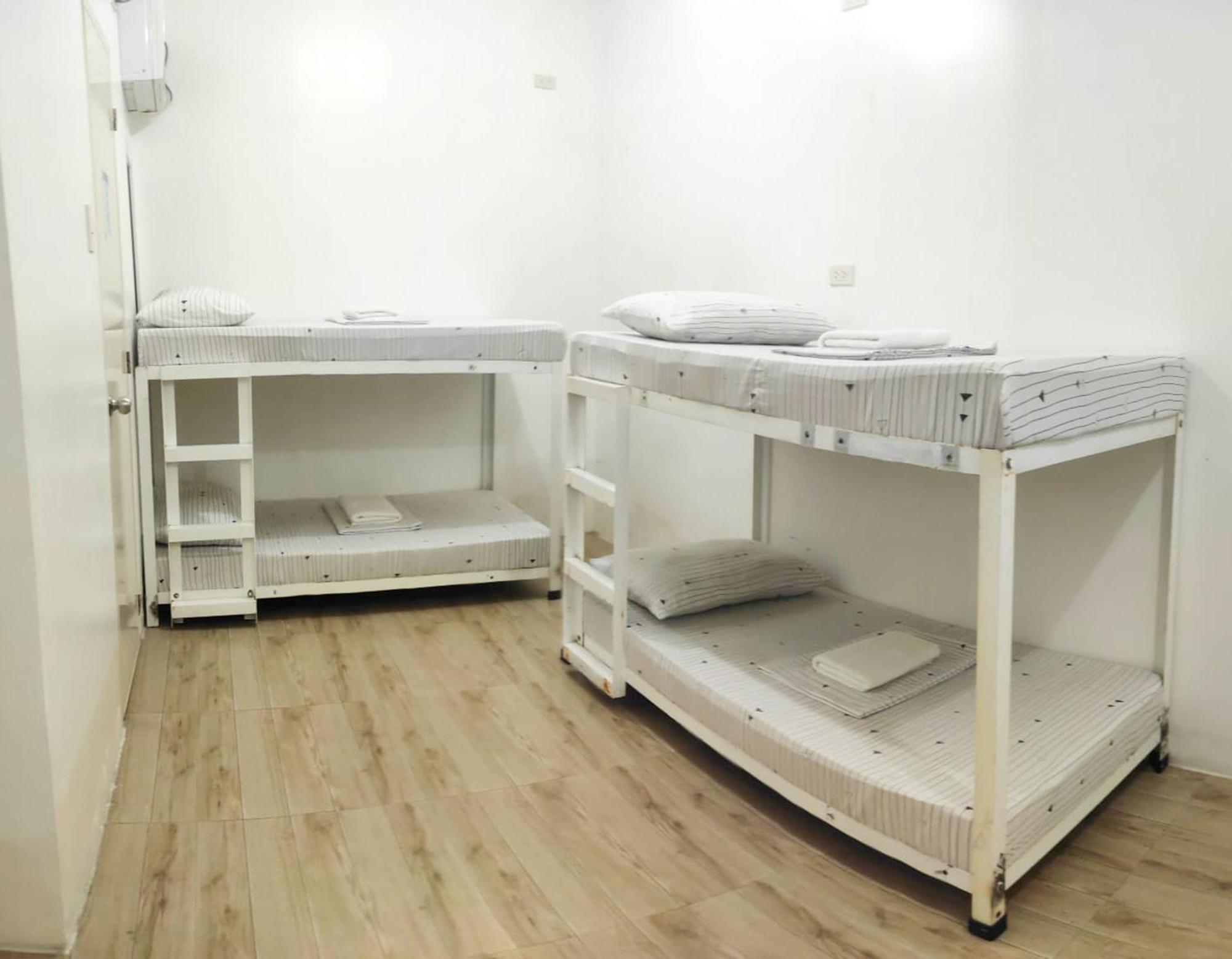 Pasay Centrale Hotel Ngoại thất bức ảnh